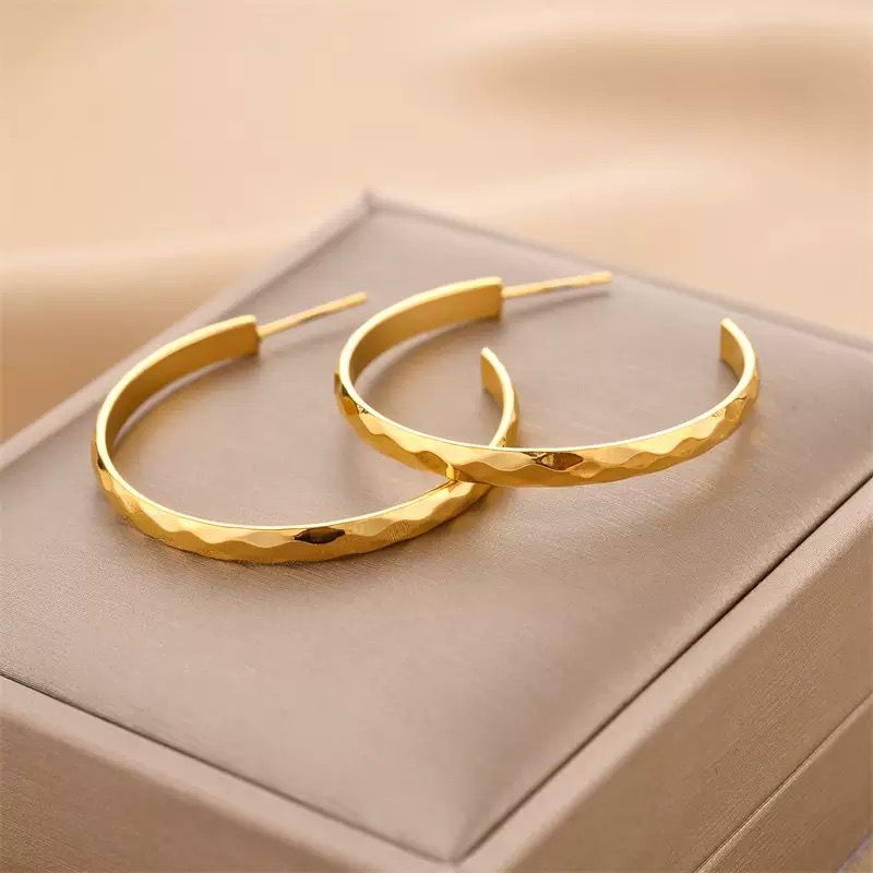Signature Hammered Hoops