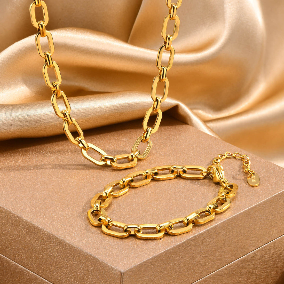 18K Gold Plated Luxe Link Necklace